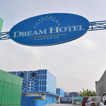 Hotel Dream World Las Piñas Eksteriør billede