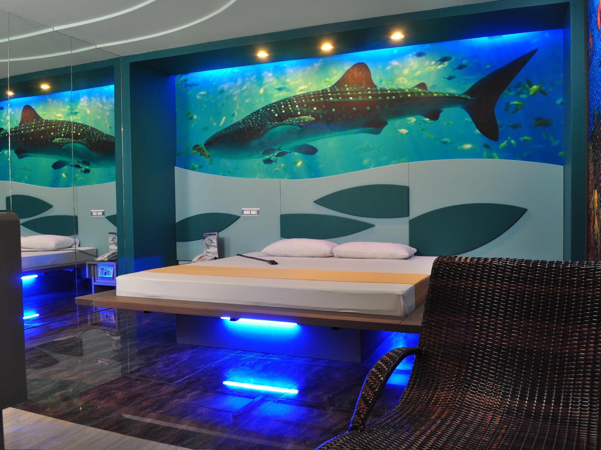 Hotel Dream World Las Piñas Eksteriør billede