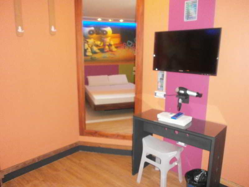 Hotel Dream World Las Piñas Eksteriør billede